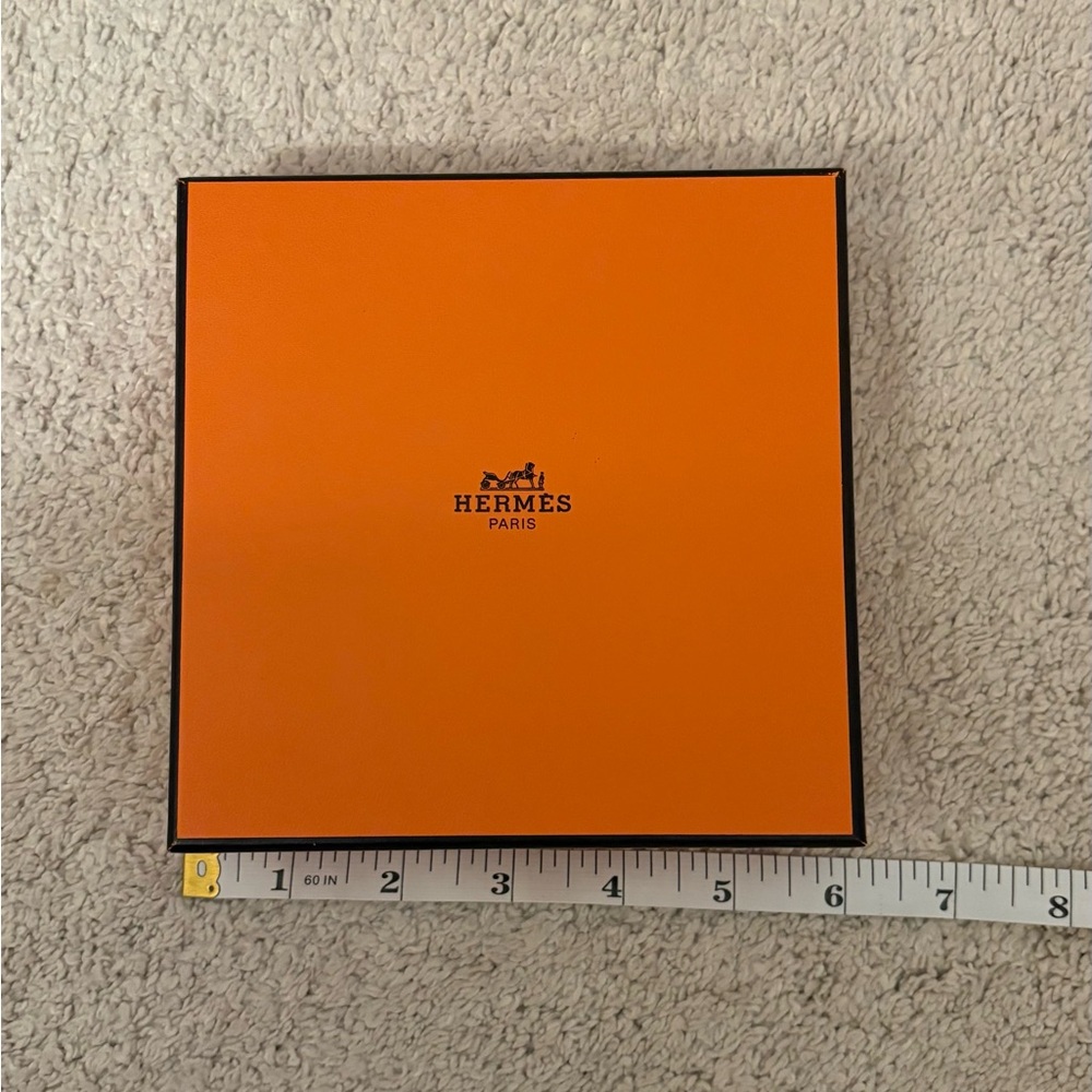 Hermes box